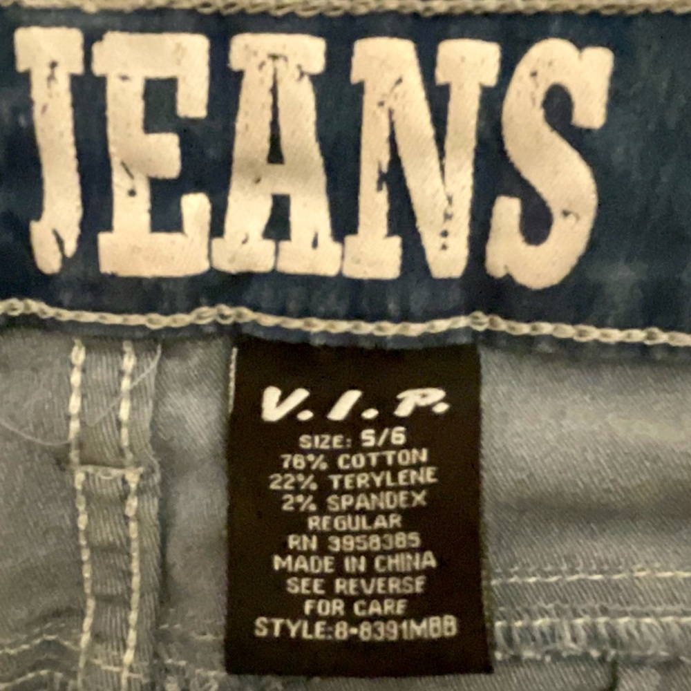 VIP Women’s Jean Shorts Size Small - Picture 4 of 7